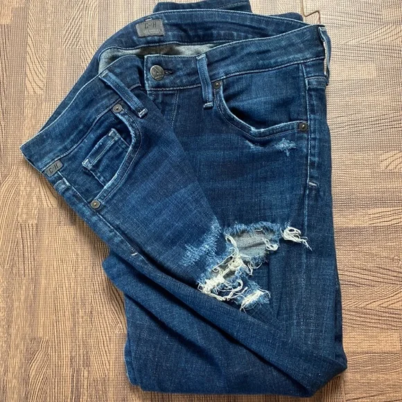 Citizens of Humanity- Low Rise Distressed Jeans - Picture 6 of 6